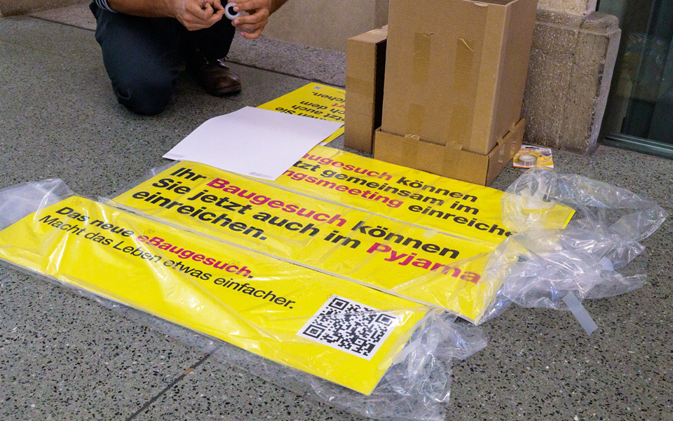 ZRH E-Service – Boden Sticker 05 ZRH E Service 2