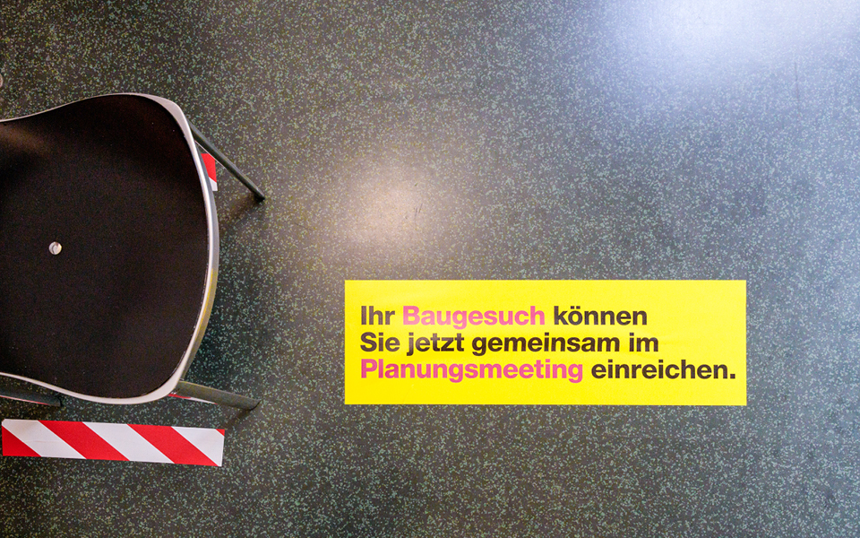 ZRH E-Service – Boden Sticker 05 ZRH E Service 2