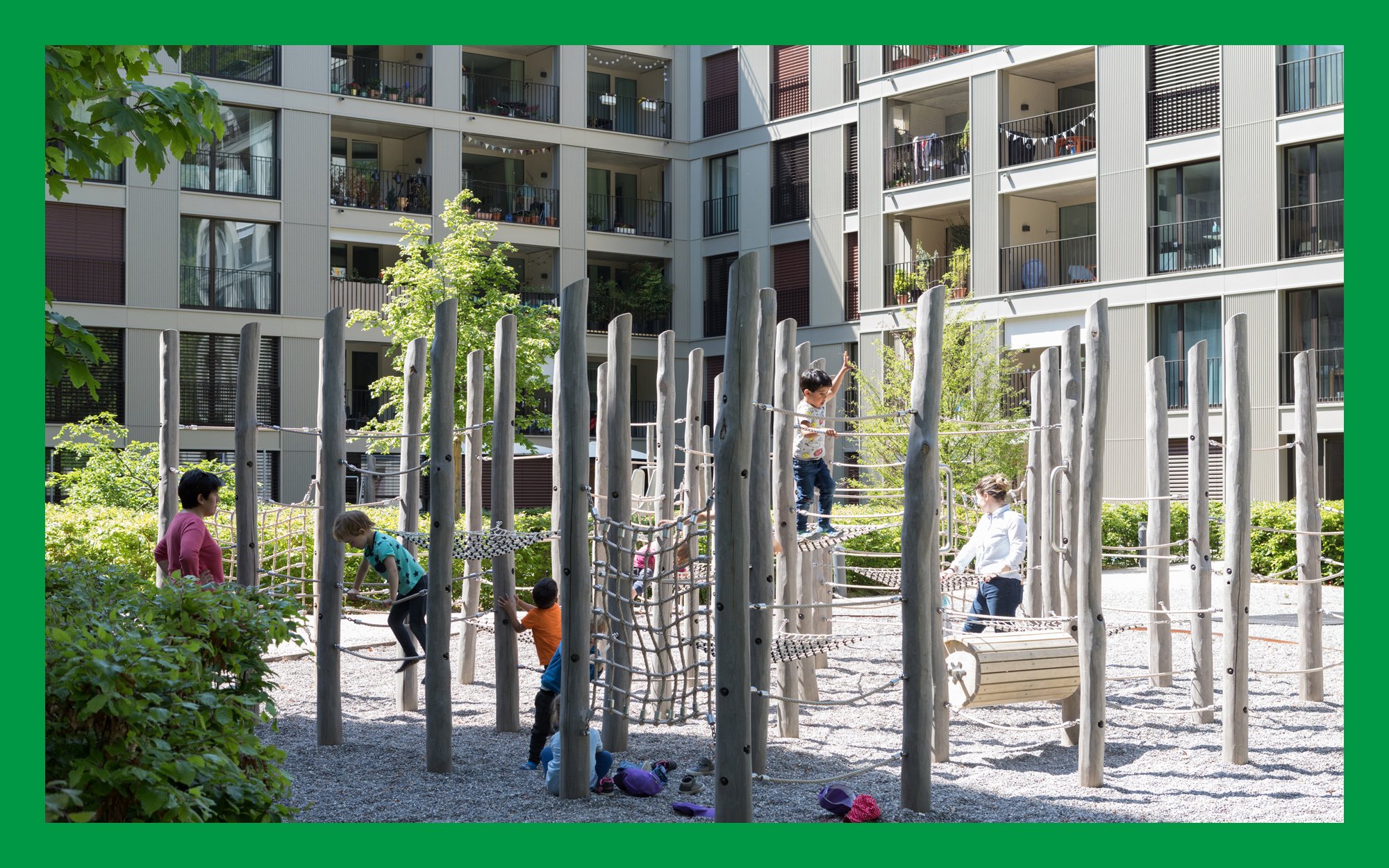Powernewz - Bildwelt powernewz greencity rundgang reportage.jpg 3072x3072 q85 ALIAS img3072 subsampling 2