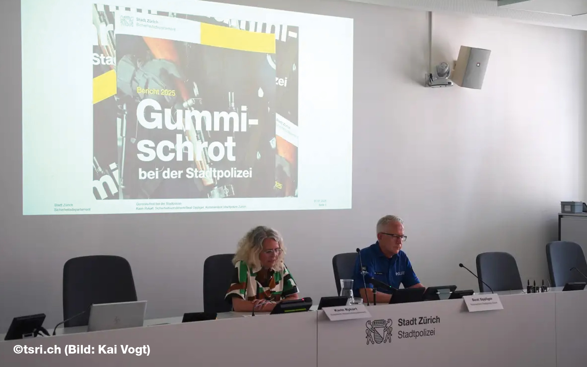 Sicherheitsdepartement Stadt Zürich an der Konferenz zum Gummischrot Bericht 2025